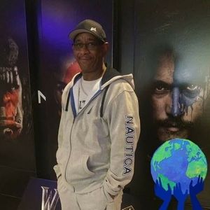 Meet your Posher, Gregory